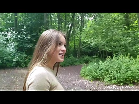 ❤️ Eu sugeri à Evelina que fodêssemos em um lugar público! Ela disse que sim. Então eu a fodi no traseiro e me vim na boca dela. Depois ela se mijou. ❤❌ Apenas porno em nós ️❤