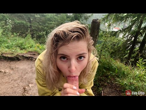 ❤️ Garota engole a ejaculação depois de um broche público - Eva Elfi ❤❌ Apenas porno em nós ️❤